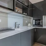 Luxurious In The Center Of Διαμέρισμα