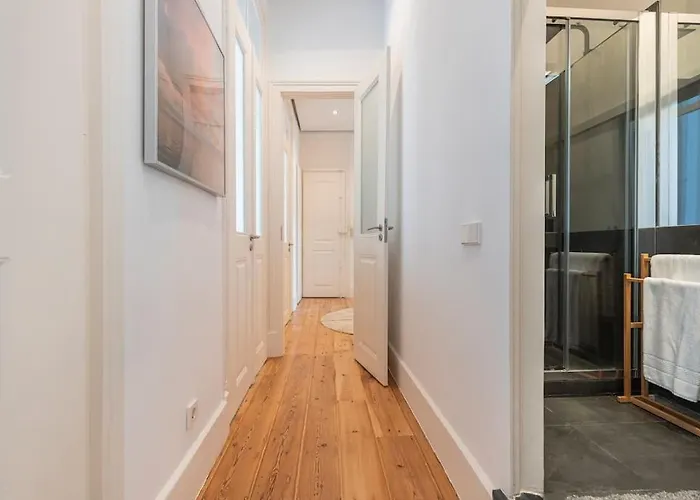 Luxurious In The Center Of *