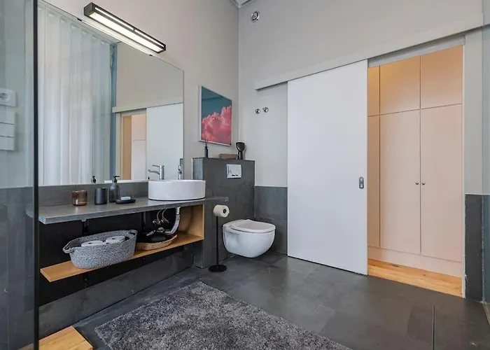 Luxurious In The Center Of *