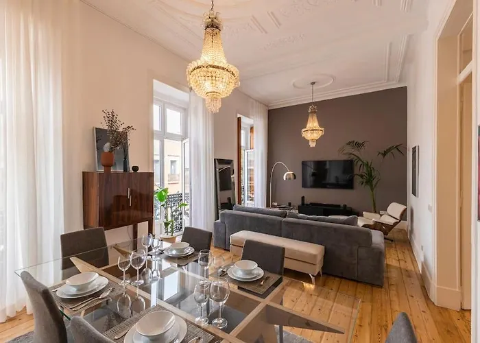 Luxurious In The Center Of * Лиссабон